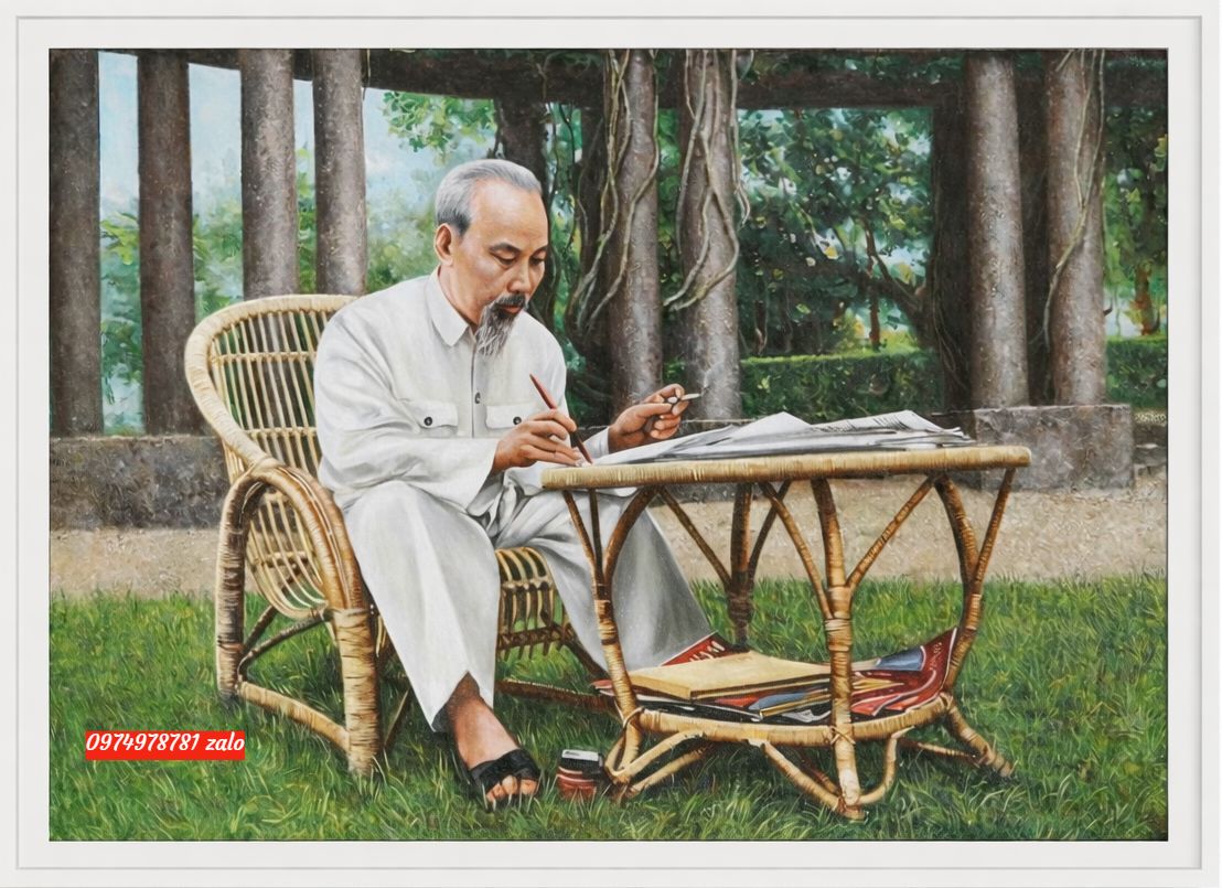 tranh bác hồ nghồi làm việc Viết Báo